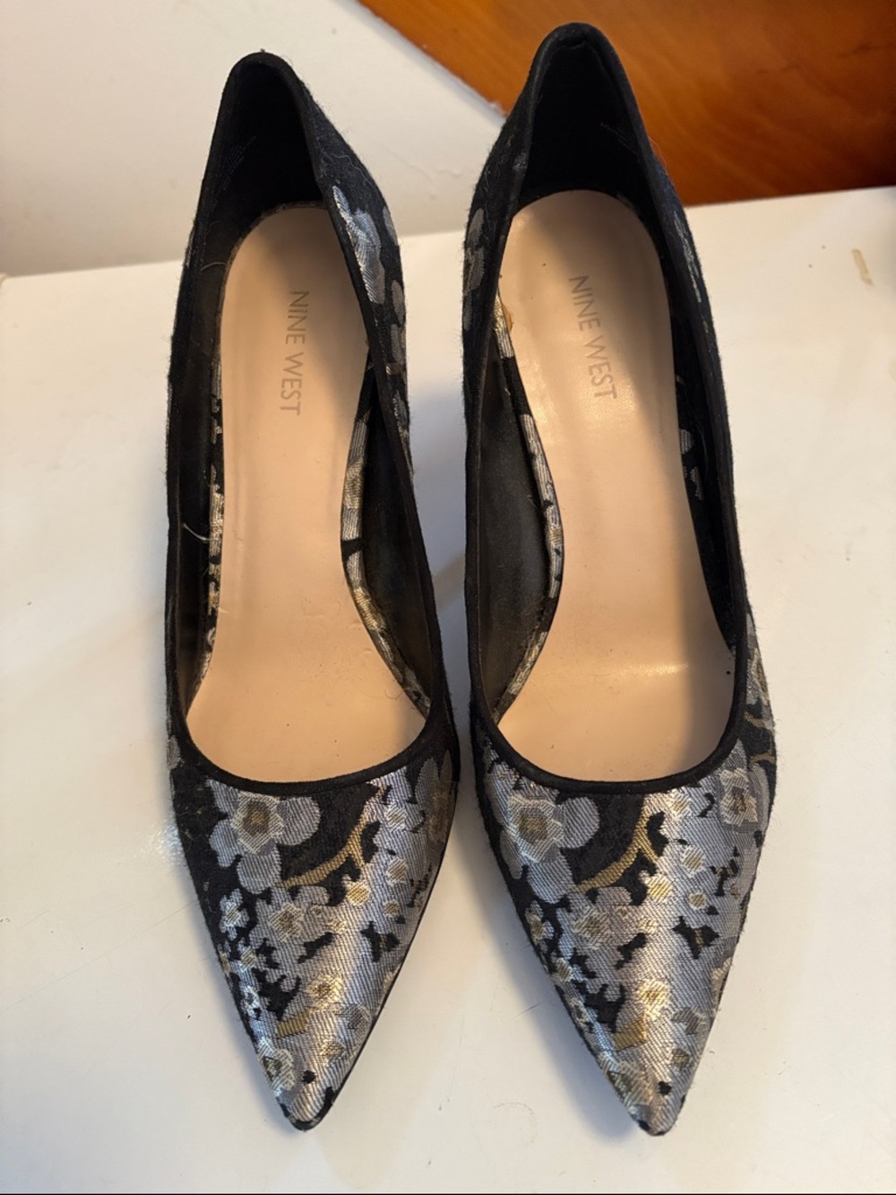 Nine West Black and Silver Floral Pointed Toe Pumps